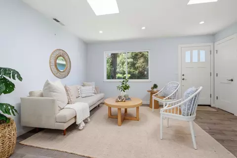 Living - 915 Pinetree Ln, Aptos, CA 95003 photo 2 of 2