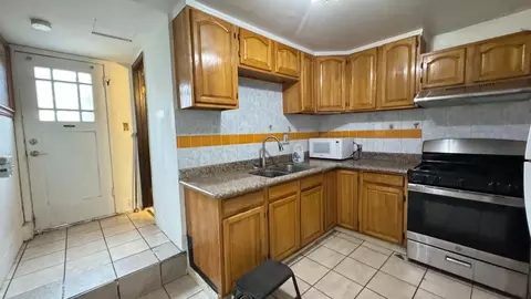 Kitchen - 89 Farallones St, San Francisco, CA 94112 photo 1 of 4