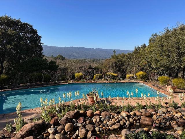578 Cresta Vista Ln, Portola Valley, CA 94028