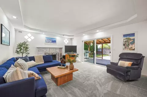 Living - 529 Bryce Ct, Milpitas, CA 95035 photo 5 of 6