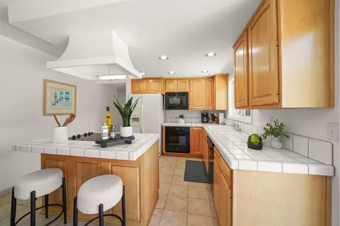 Kitchen - 529 Bryce Ct, Milpitas, CA 95035 photo 1 of 5