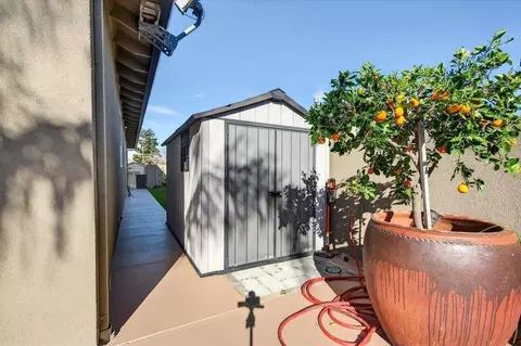 Exterior - 160 Dan Dr, Hollister, CA 95023 photo 12 of 13