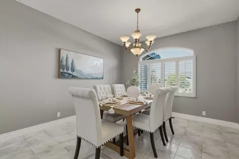 Dining - 160 Dan Dr, Hollister, CA 95023 photo 2 of 3
