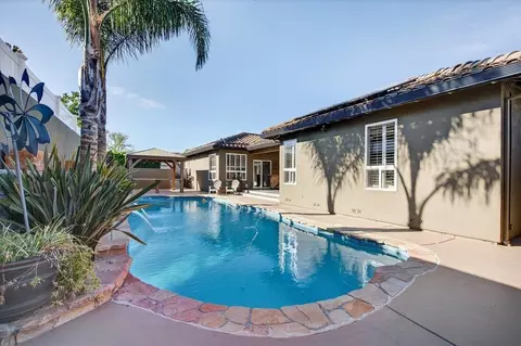 Exterior - 160 Dan Dr, Hollister, CA 95023 photo 8 of 13