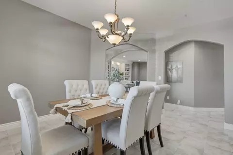 Dining - 160 Dan Dr, Hollister, CA 95023 photo 3 of 3
