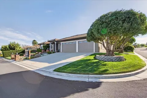 Exterior - 160 Dan Dr, Hollister, CA 95023 photo 3 of 13