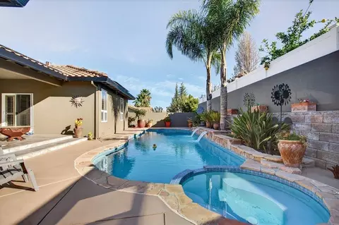 Exterior - 160 Dan Dr, Hollister, CA 95023 photo 6 of 13