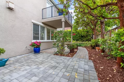 Exterior - 5011 Pacific Crest Dr, Seaside, CA 93955 photo 5 of 6