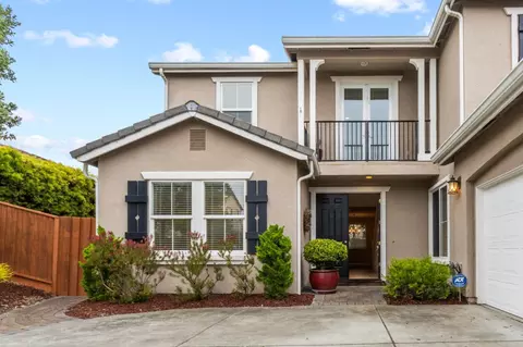 Exterior - 5011 Pacific Crest Dr, Seaside, CA 93955 photo 3 of 6