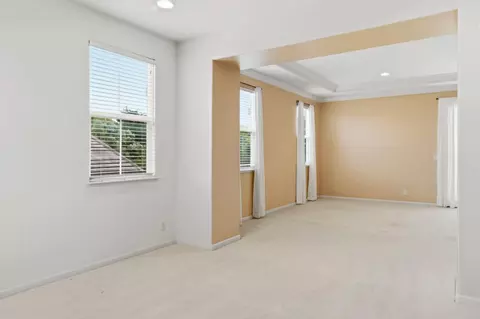 Living - 5011 Pacific Crest Dr, Seaside, CA 93955 photo 14 of 14