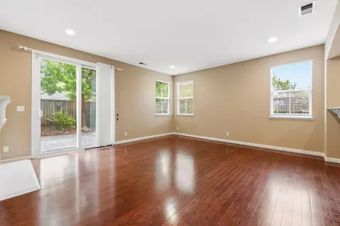 Living - 5011 Pacific Crest Dr, Seaside, CA 93955 photo 4 of 14
