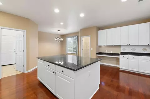 Kitchen - 5011 Pacific Crest Dr, Seaside, CA 93955 photo 5 of 7