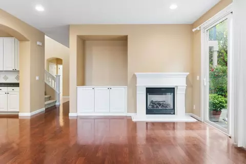 Living - 5011 Pacific Crest Dr, Seaside, CA 93955 photo 6 of 14