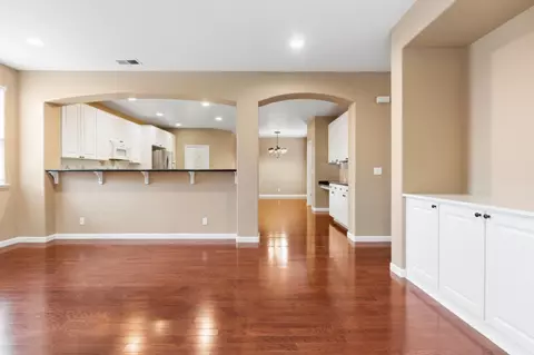 Living - 5011 Pacific Crest Dr, Seaside, CA 93955 photo 8 of 14