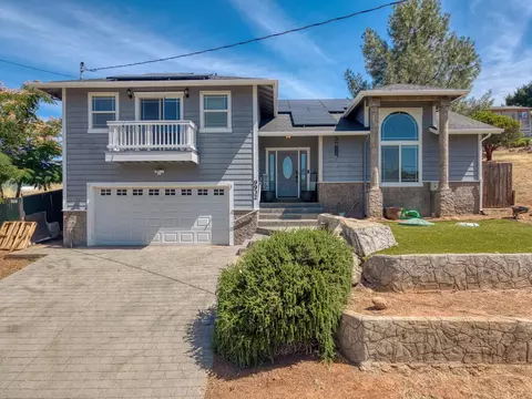 9932 Fairway Dr, Kelseyville, CA 95451