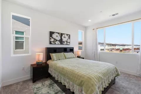 Bedroom - 2116 Willa Grace Ave, Manteca, CA 95337 photo 1 of 6