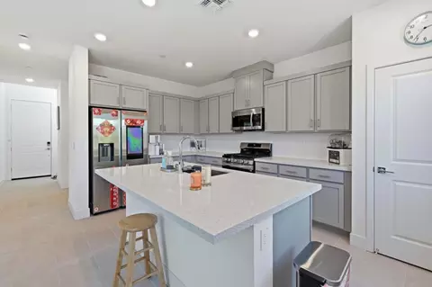 Kitchen - 2116 Willa Grace Ave, Manteca, CA 95337 photo 4 of 4