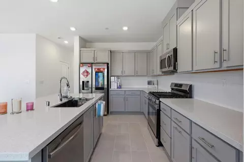 Kitchen - 2116 Willa Grace Ave, Manteca, CA 95337 photo 3 of 4