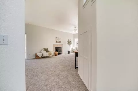Entry Way - 643 E Springer Dr, Turlock, CA 95382 photo 3 of 4