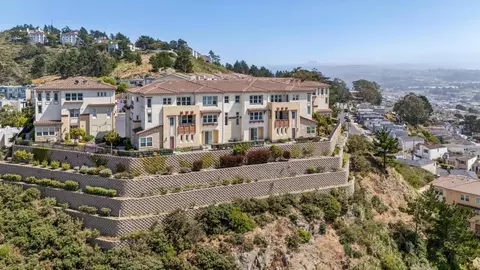 3001 Ocean View Ct E, Daly City, CA 94014