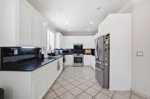 Kitchen - 1902 Whitman St, Salinas, CA 93906 photo 1 of 6