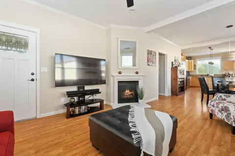 Living - 136 Cottage Cir, Murphys, CA 95247 photo 2 of 3
