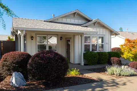 Exterior - 136 Cottage Cir, Murphys, CA 95247 photo 3 of 13