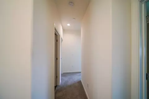 Entry Way - 823 Mora Cir, Soledad, CA 93960 photo 6 of 8