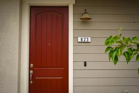 Entry Way - 823 Mora Cir, Soledad, CA 93960 photo 1 of 8