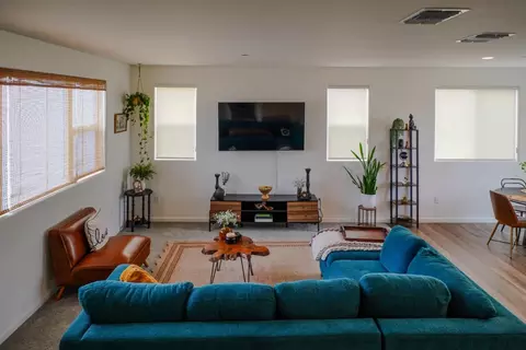 Living - 823 Mora Cir, Soledad, CA 93960 photo 3 of 3