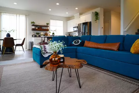 Living - 823 Mora Cir, Soledad, CA 93960 photo 2 of 3