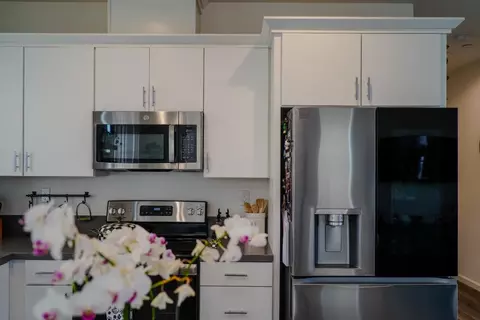 Kitchen - 823 Mora Cir, Soledad, CA 93960 photo 4 of 7