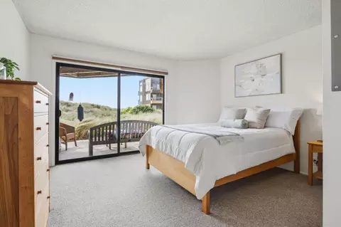 Bedroom - 101 Shell Dr 111, Watsonville, CA 95076 photo 1 of 6