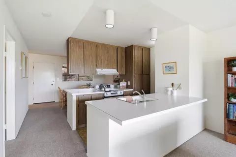 Kitchen - 101 Shell Dr 111, Watsonville, CA 95076 photo 5 of 5