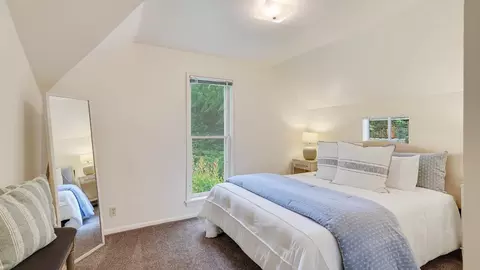 Bedroom - 14636 W Park Ave, Boulder Creek, CA 95006 photo 2 of 2