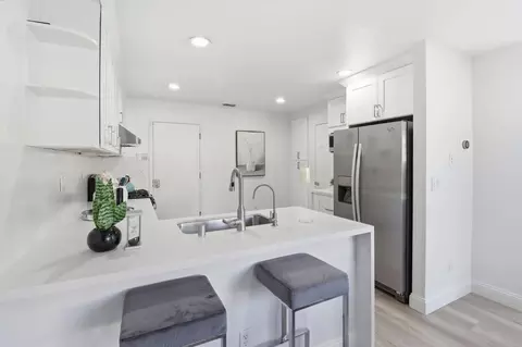 Kitchen - 242 Fairmeadow Way, Milpitas, CA 95035 photo 3 of 7