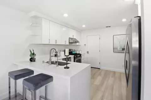 Kitchen - 242 Fairmeadow Way, Milpitas, CA 95035 photo 4 of 7
