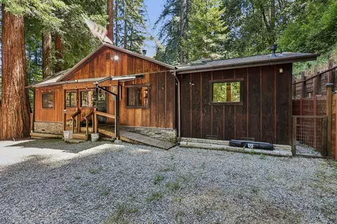 Exterior - 421 Hillside Dr, Boulder Creek, CA 95006 photo 2 of 10
