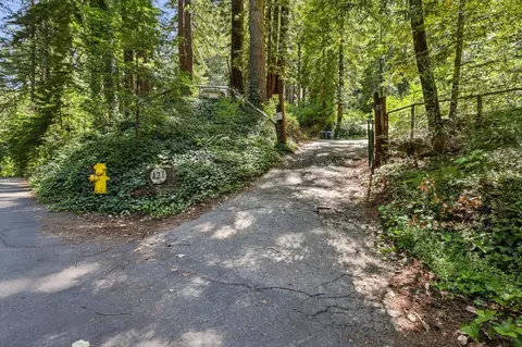 Exterior - 421 Hillside Dr, Boulder Creek, CA 95006 photo 9 of 10