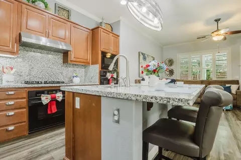 Kitchen - 2379 Gaines Ln, Tracy, CA 95377 photo 4 of 6
