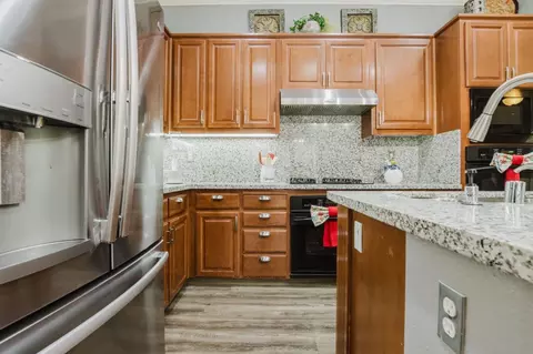 Kitchen - 2379 Gaines Ln, Tracy, CA 95377 photo 5 of 6