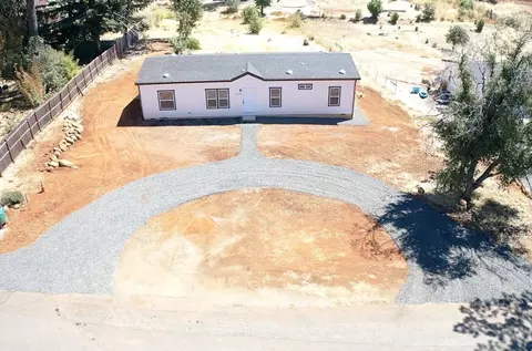 5570 De Sante Ln, Paradise, CA 95969