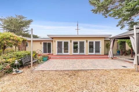 Exterior - 1976 Luzern St, Seaside, CA 93955 photo 4 of 12