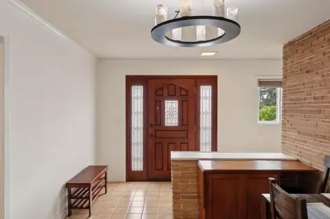 Entry Way - 1976 Luzern St, Seaside, CA 93955 photo 1 of 2