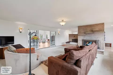 Living - 1976 Luzern St, Seaside, CA 93955 photo 1 of 1