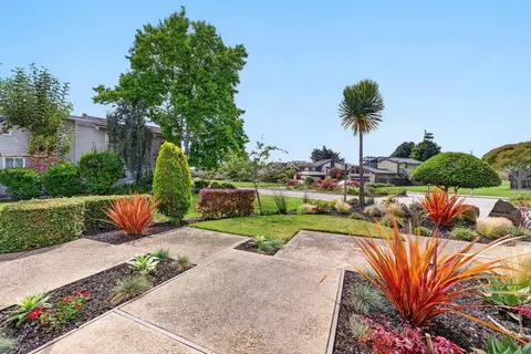 Exterior - 182 Via Trinita, Aptos, CA 95003 photo 6 of 19
