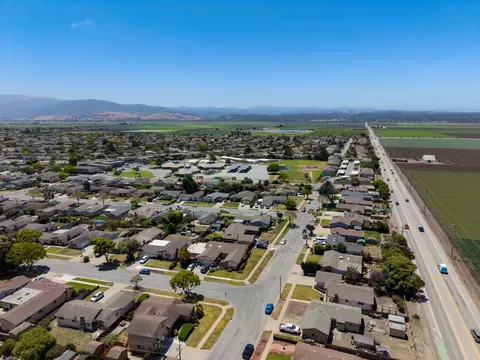 View/Area - 806 Columbia Ave, Salinas, CA 93901 photo 4 of 5