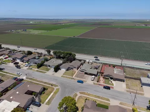 View/Area - 806 Columbia Ave, Salinas, CA 93901 photo 1 of 5