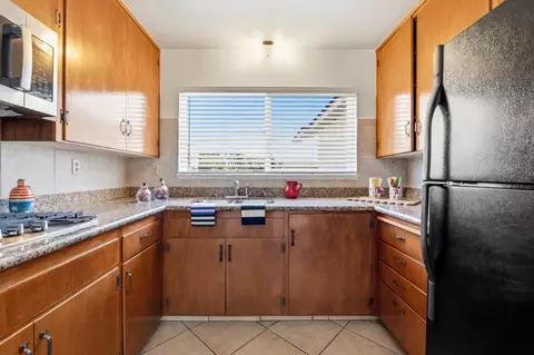Kitchen - 806 Columbia Ave, Salinas, CA 93901 photo 3 of 5
