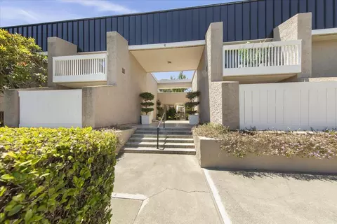 675 Sharon Park Dr 140, Menlo Park, CA 94025